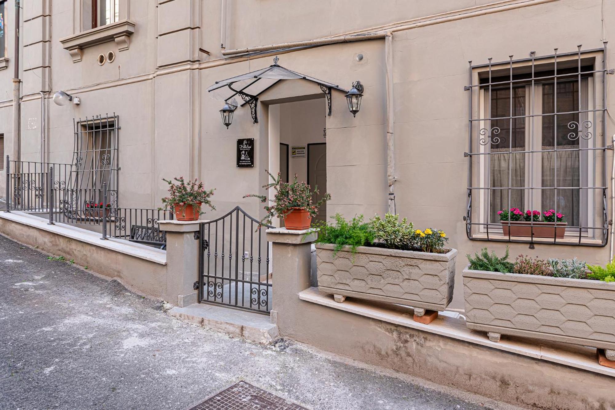 Pensionat Helle Hus - 200m From Piazza Bologna Metro And 10 Minutes From The Colosseum