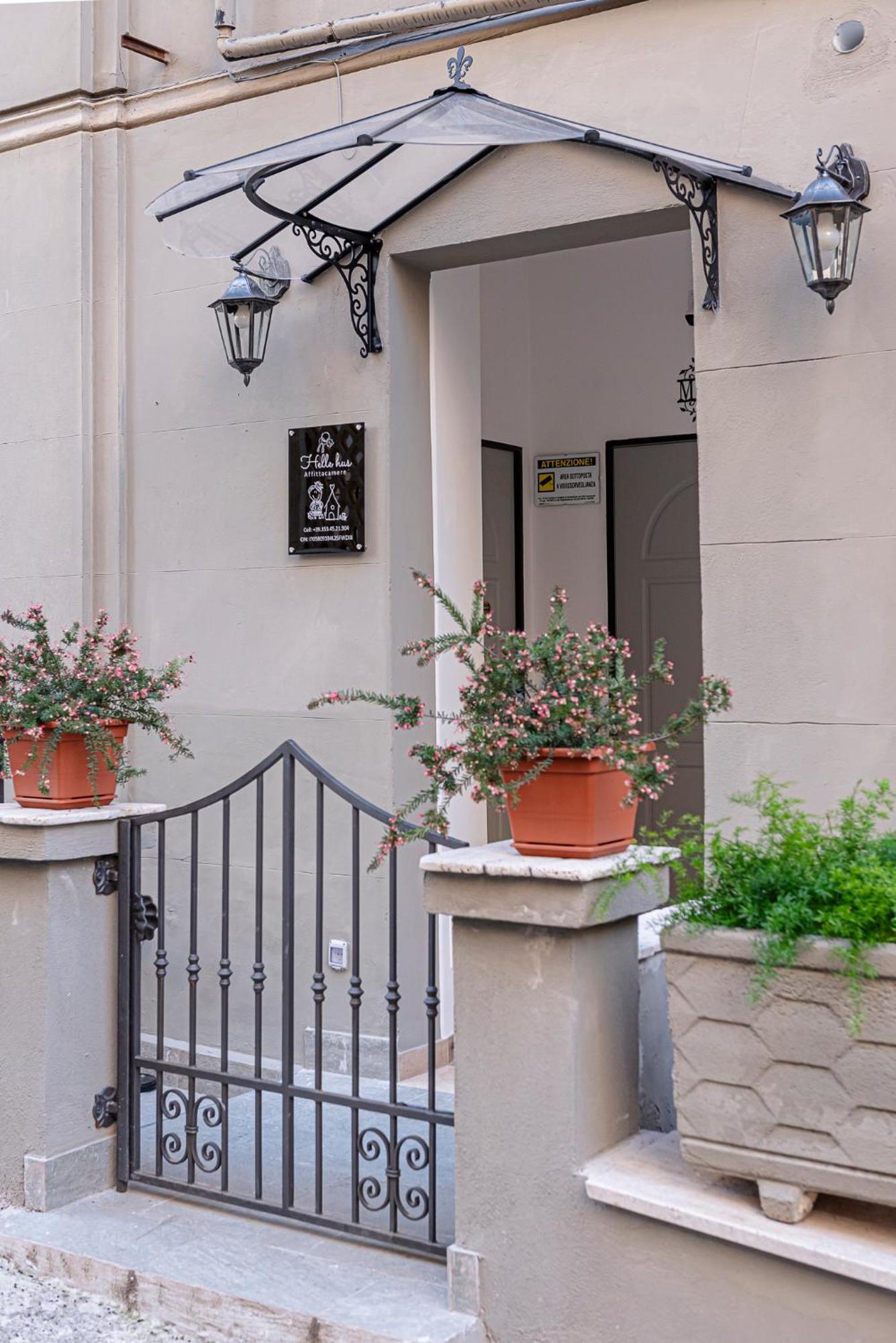 Helle Hus - 200m From Piazza Bologna Metro And 10 Minutes From The Colosseum Pensionat Rom