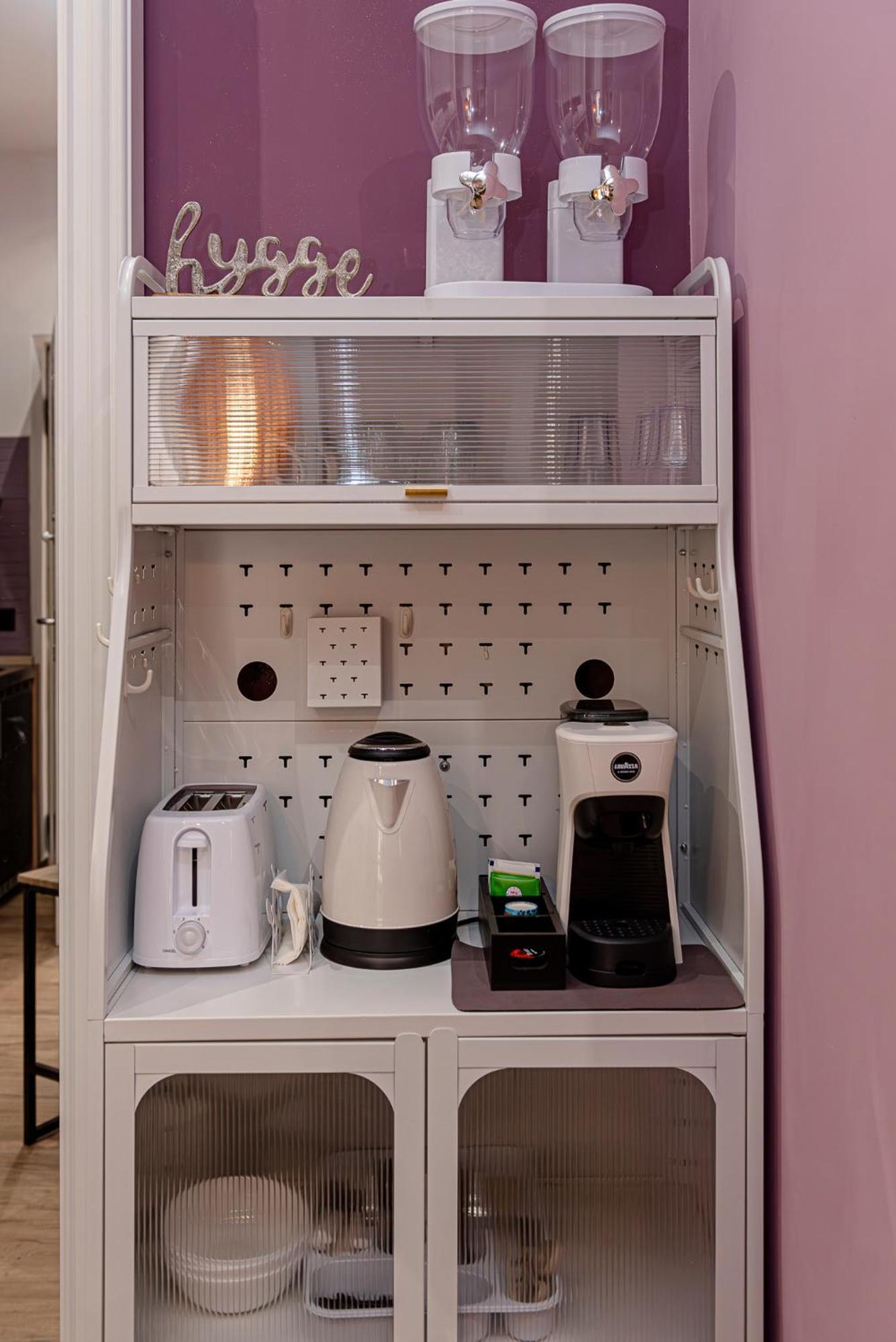 Helle Hus - 200m From Piazza Bologna Metro And 10 Minutes From The Colosseum Pensionat *