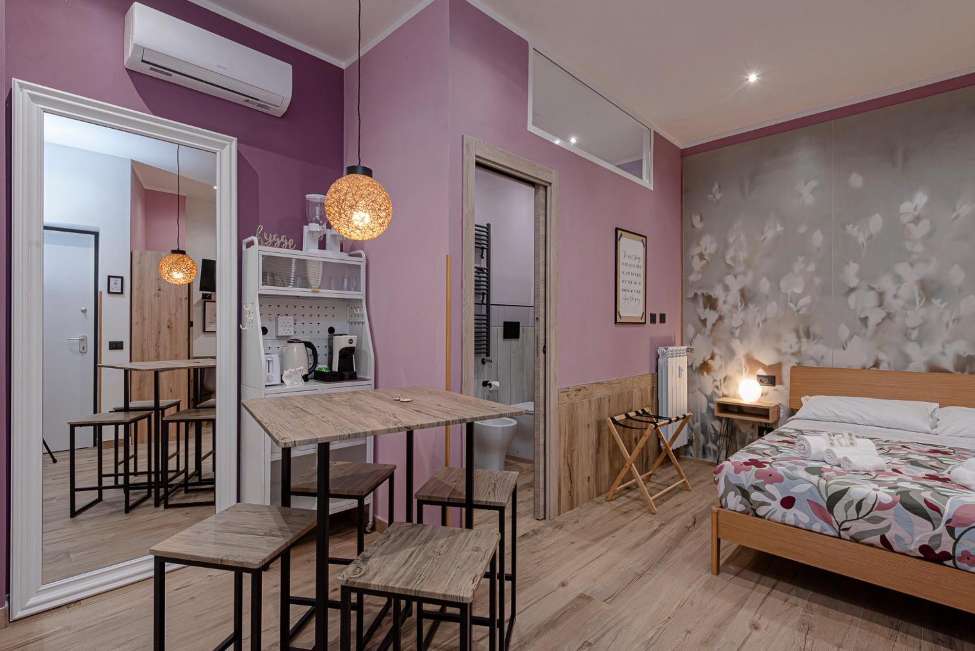 Helle Hus - 200m From Piazza Bologna Metro And 10 Minutes From The Colosseum Rom