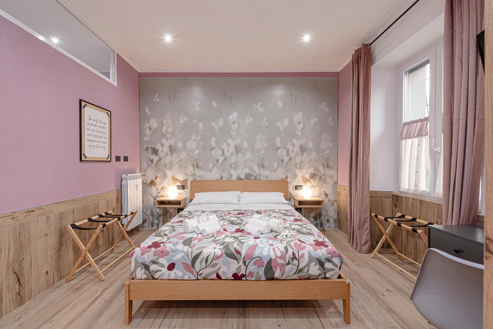 Helle Hus - 200m From Piazza Bologna Metro And 10 Minutes From The Colosseum Rom